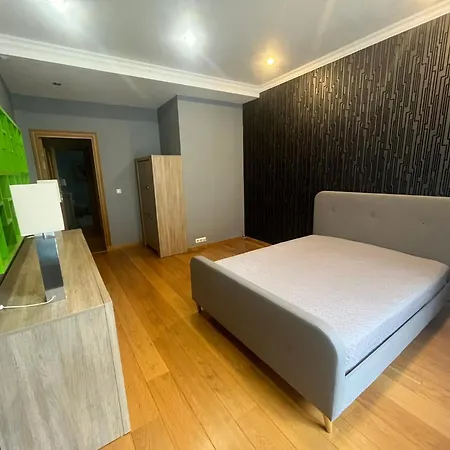 Old Town Spacious 112m2 And Quiet Luxury Reval